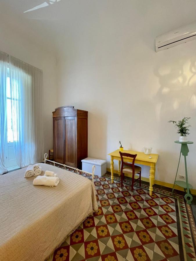 4 Balconi House-Appartamento Salentino Nel Centro Di レッチェ エクステリア 写真